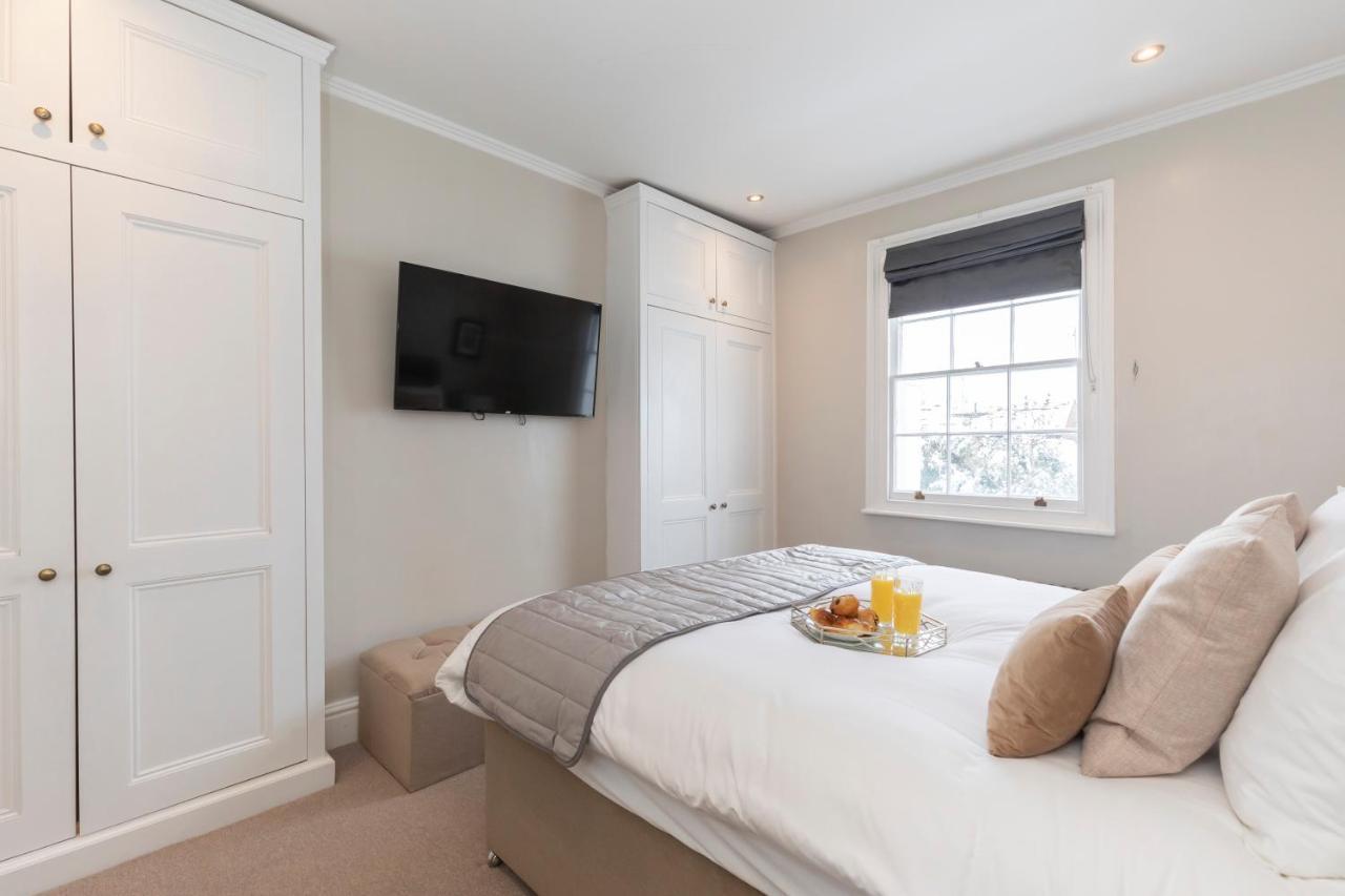 Beautiful 4 Bedroom Home Cheltenham Exterior foto